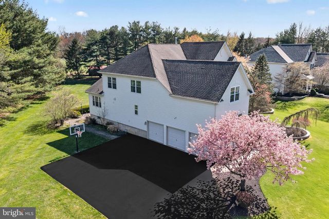 11 ROLLING GLEN CT, Mount Laurel, NJ 08054