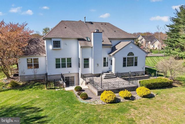 11 ROLLING GLEN CT, Mount Laurel, NJ 08054