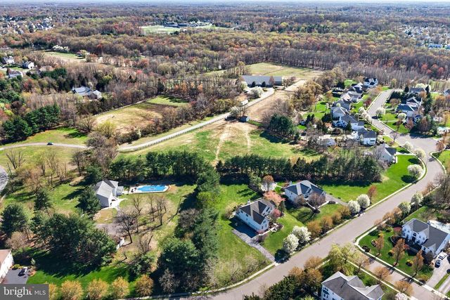 11 ROLLING GLEN CT, Mount Laurel, NJ 08054