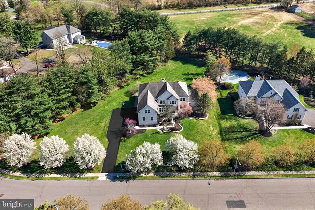 11 ROLLING GLEN CT, Mount Laurel, NJ 08054