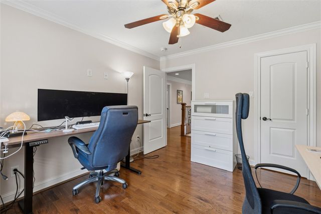 754 Holly Springs Drive, Conroe, TX 77302