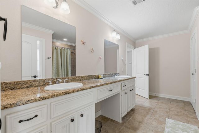 754 Holly Springs Drive, Conroe, TX 77302