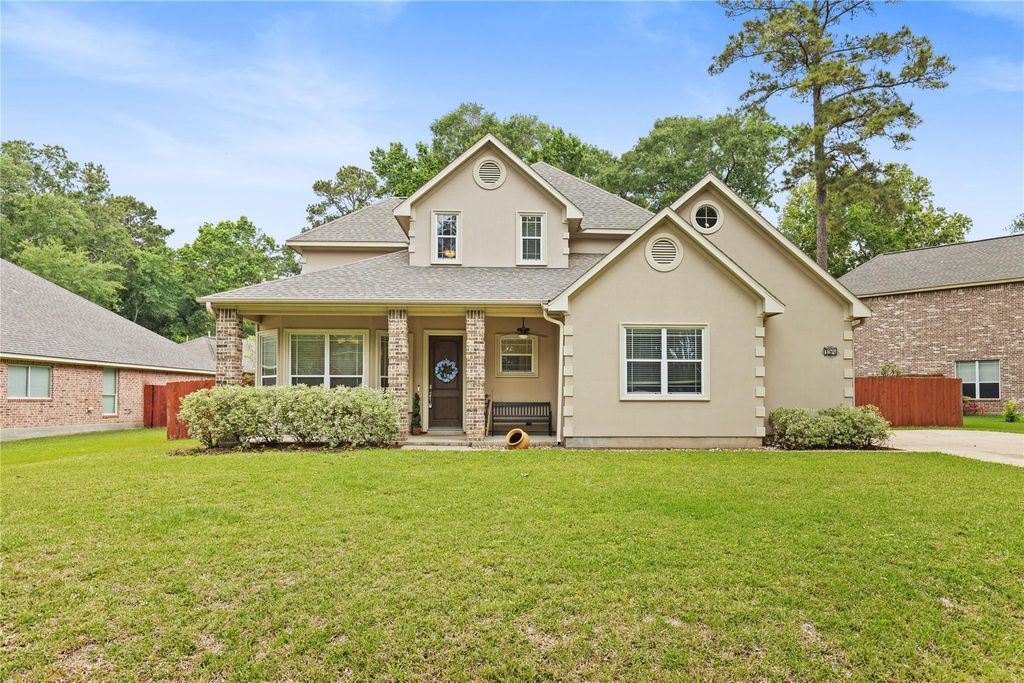 754 Holly Springs Drive, Conroe, TX 77302