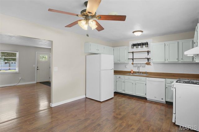 117 W Oak Street, Mascoutah, IL 62258
