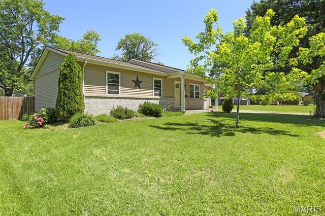 117 W Oak Street, Mascoutah, IL 62258