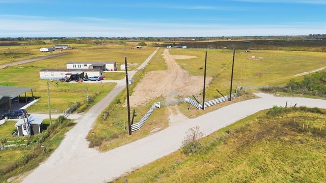 11330 Barak Road, Guy, TX 77444