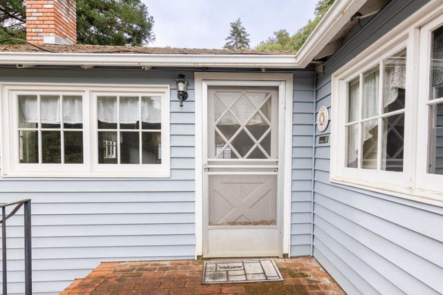 2945 San Juan Boulevard, Belmont, CA 94002