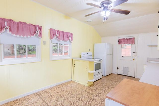 2945 San Juan Boulevard, Belmont, CA 94002