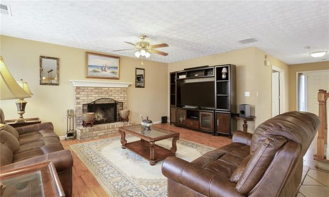 1256 Melrose Forest Lane, Lawrenceville, GA 30045