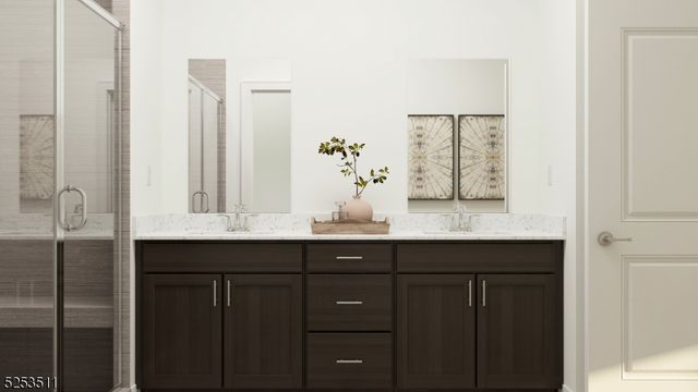 64 Eastwood Ter, East Hanover Twp., NJ 07936