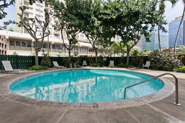 750 Amana Street 605, Honolulu, HI 96814