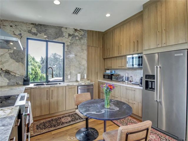 4324 Corona, Los Angeles, CA 90032