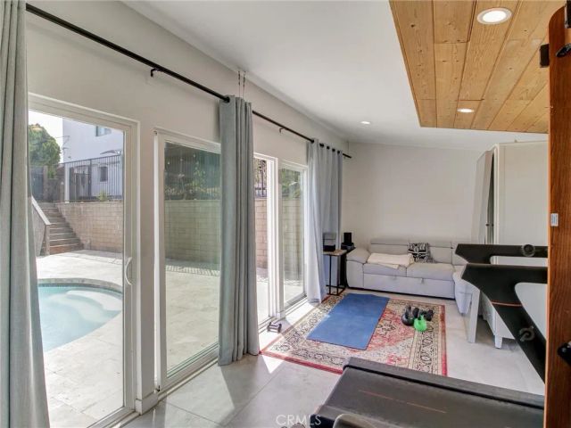 4324 Corona, Los Angeles, CA 90032