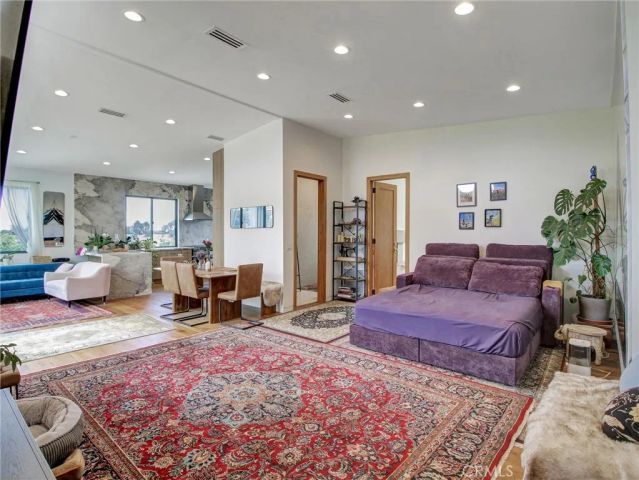 4324 Corona, Los Angeles, CA 90032