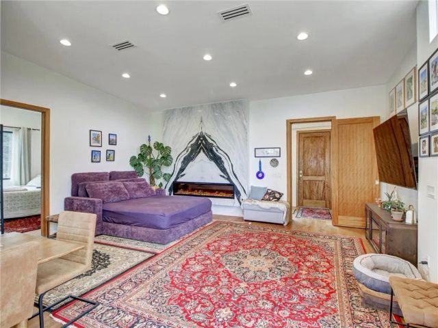 4324 Corona, Los Angeles, CA 90032
