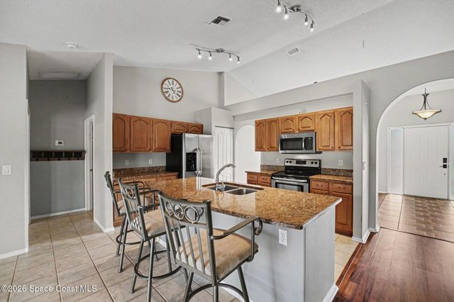 722 Falls Creek Drive, Melbourne, FL 32904