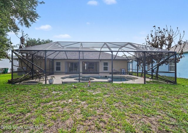 722 Falls Creek Drive, Melbourne, FL 32904