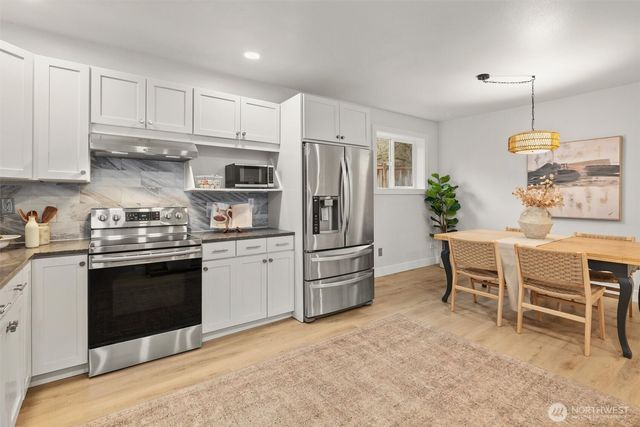 16046 179th Place NE, Woodinville, WA 98072