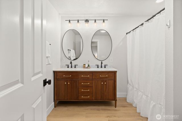 16046 179th Place NE, Woodinville, WA 98072