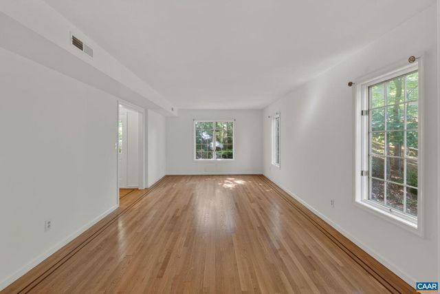 255 HOMESTEAD LN, Charlottesville, VA 22902