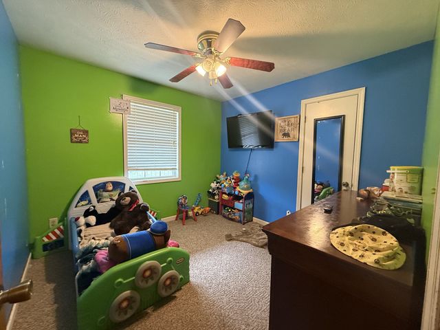 150 Deerwood Rd, Hohenwald, TN 38462