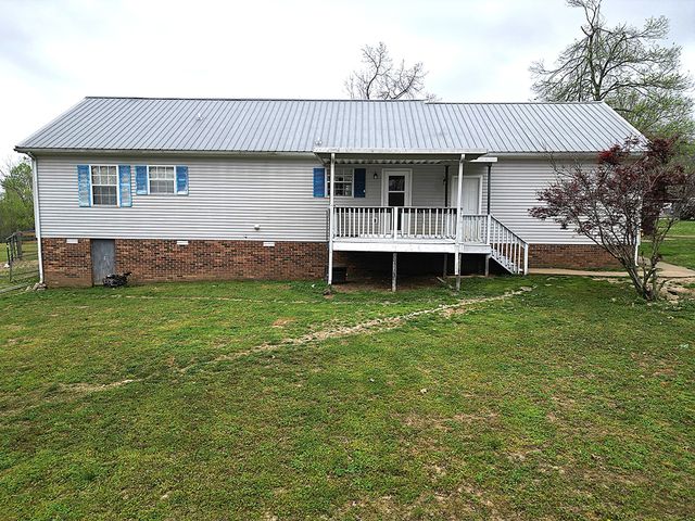 150 Deerwood Rd, Hohenwald, TN 38462
