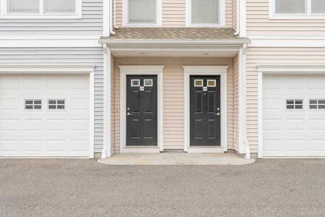 505 Copper Square Drive 505, Bethel, CT 06801
