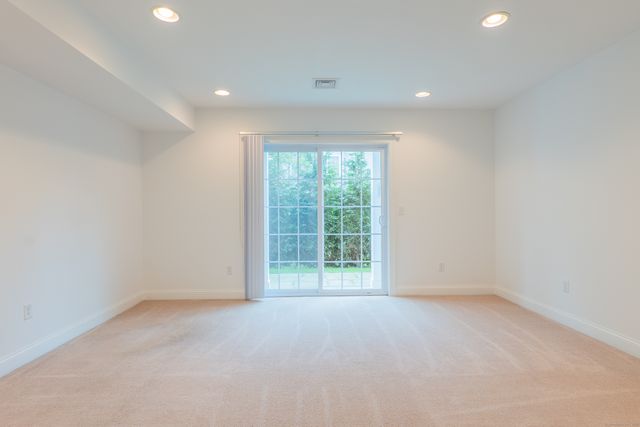 505 Copper Square Drive 505, Bethel, CT 06801