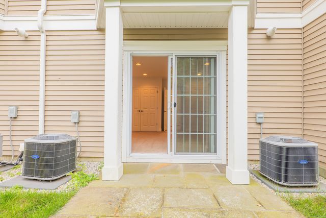 505 Copper Square Drive 505, Bethel, CT 06801