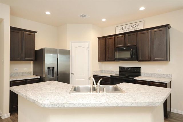 4714 S Richwood Drive, Richmond, TX 77469