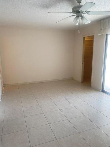 408 Grantham A 408, Deerfield Beach, FL 33442