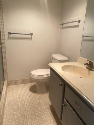 408 Grantham A 408, Deerfield Beach, FL 33442