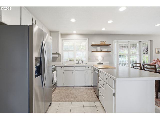 1720 7TH St, Columbia City, OR 97018