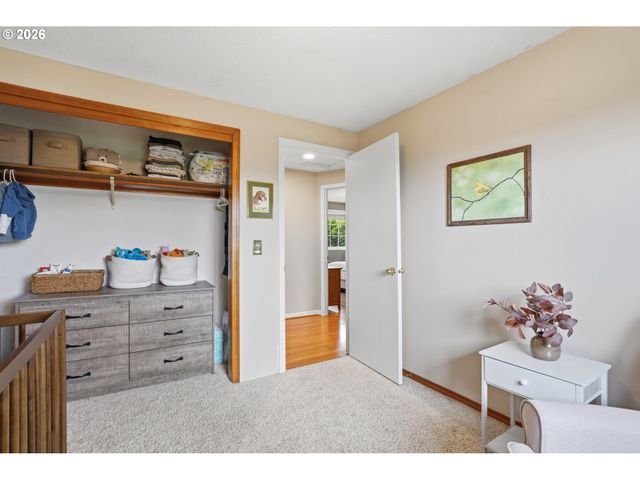 1720 7TH St, Columbia City, OR 97018