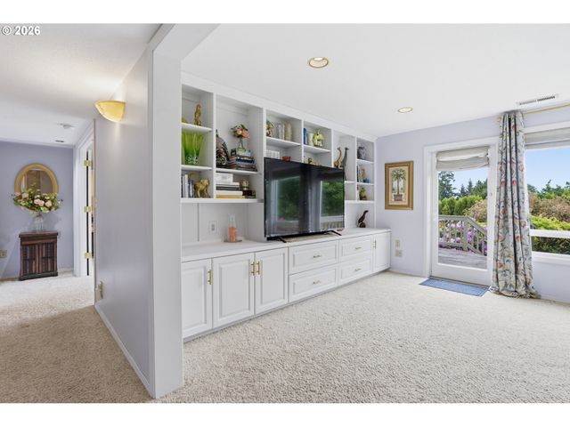 1720 7TH St, Columbia City, OR 97018