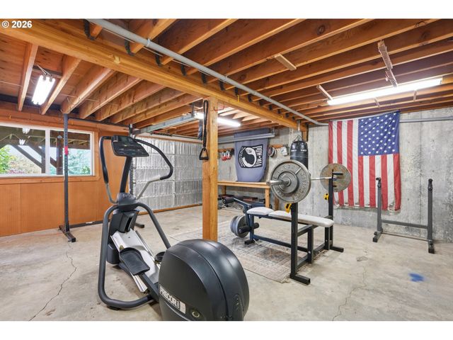 1720 7TH St, Columbia City, OR 97018