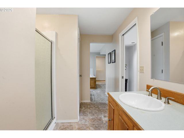 1720 7TH St, Columbia City, OR 97018