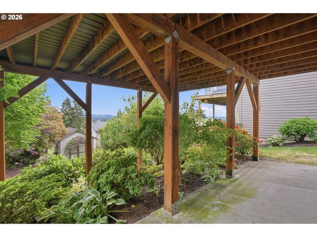 1720 7TH St, Columbia City, OR 97018