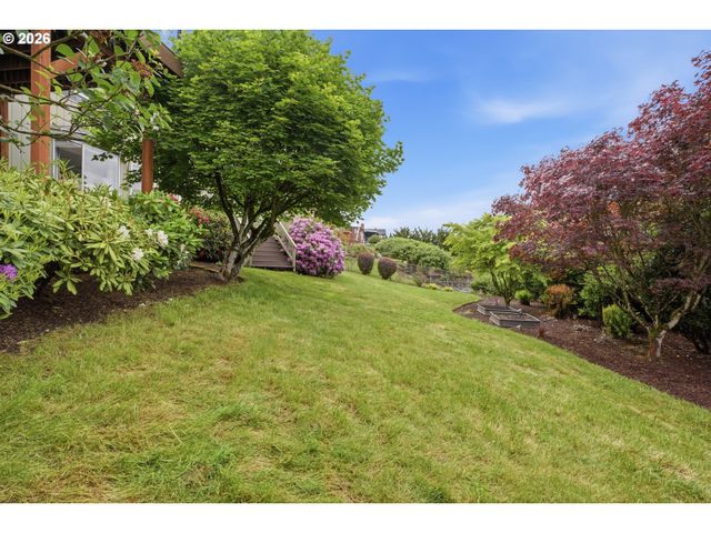 1720 7TH St, Columbia City, OR 97018