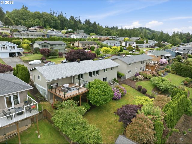 1720 7TH St, Columbia City, OR 97018