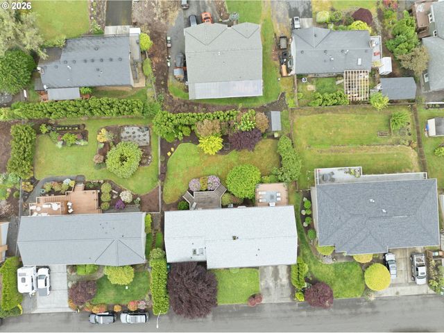 1720 7TH St, Columbia City, OR 97018