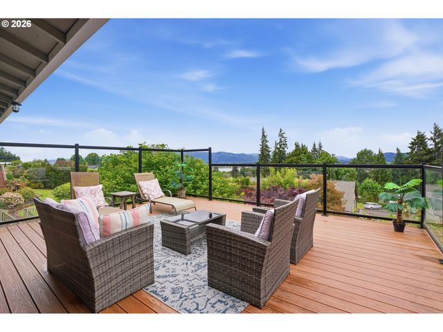 1720 7TH St, Columbia City, OR 97018