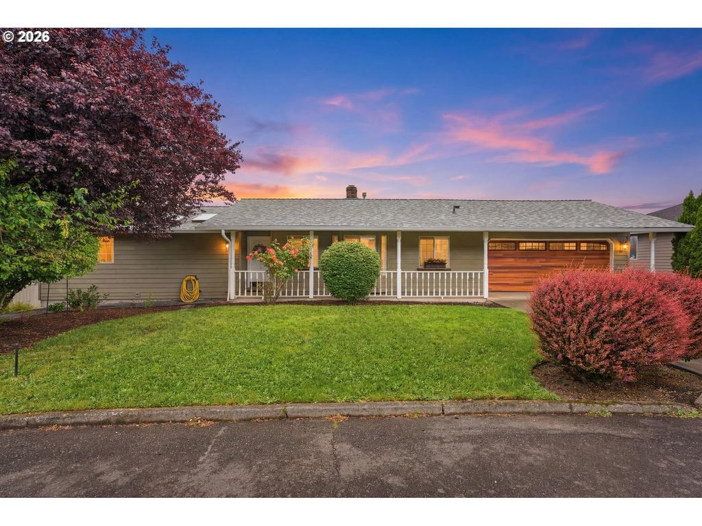1720 7TH St, Columbia City, OR 97018