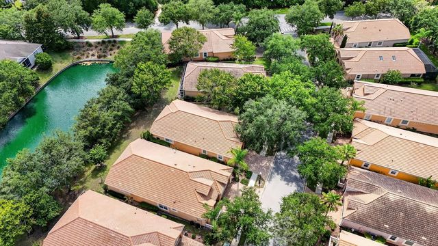 10 LAKESIDE WAY, Palm Coast, FL 32137