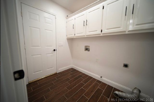 207 N Valley Drive, Catoosa, OK 74015