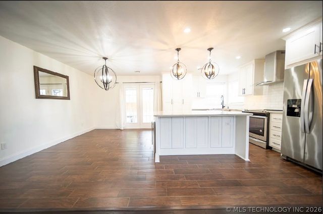 207 N Valley Drive, Catoosa, OK 74015