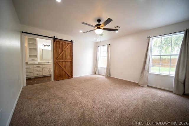 207 N Valley Drive, Catoosa, OK 74015