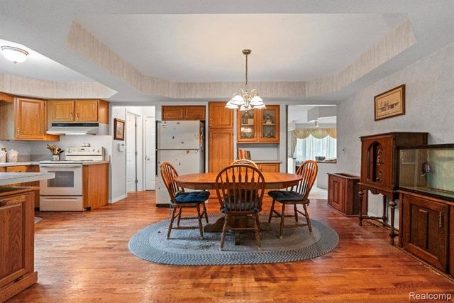 439 Windmill Point Drive, Flushing, MI 48433