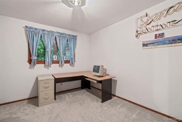 439 Windmill Point Drive, Flushing, MI 48433