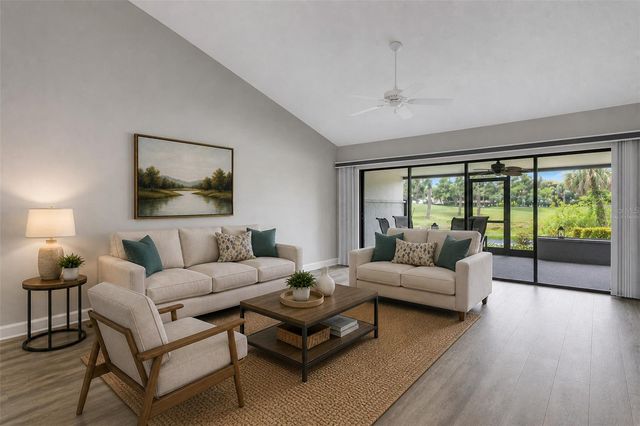 4418 LA JOLLA DRIVE, Bradenton, FL 34210